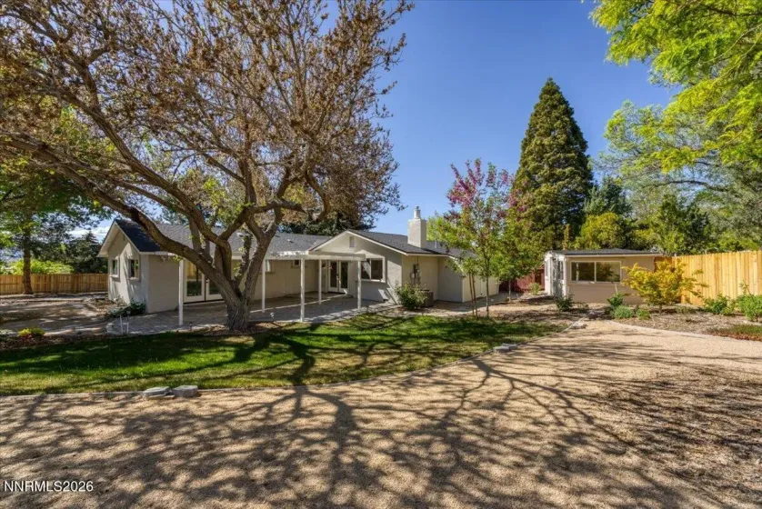 2984 Middlecoff, Reno, Nevada 89502, 3 Bedrooms Bedrooms, ,2 BathroomsBathrooms,Residential,Residential,Middlecoff,260005098