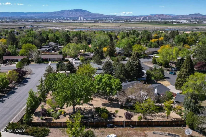 2984 Middlecoff, Reno, Nevada 89502, 3 Bedrooms Bedrooms, ,2 BathroomsBathrooms,Residential,Residential,Middlecoff,260005098