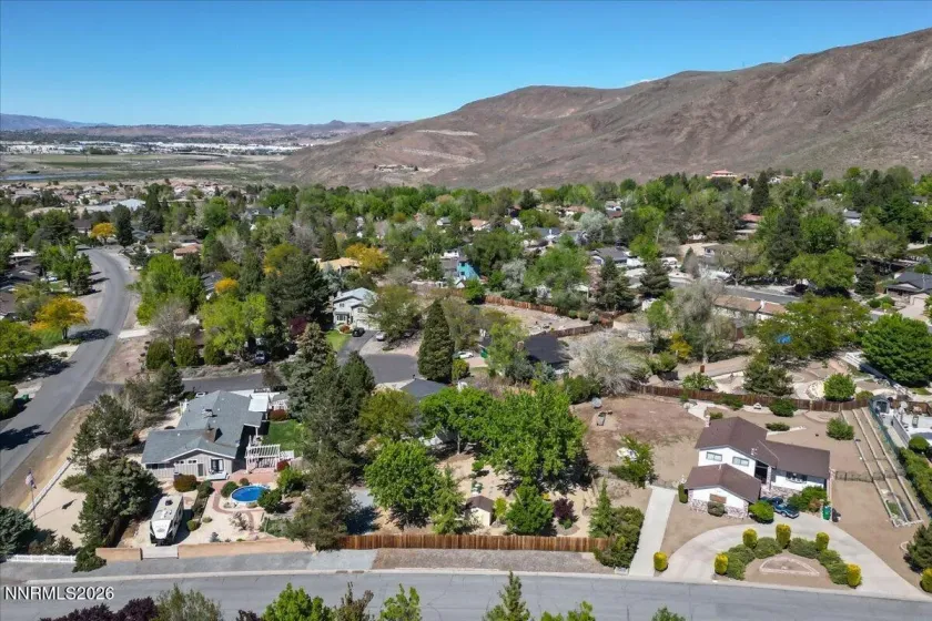 2984 Middlecoff, Reno, Nevada 89502, 3 Bedrooms Bedrooms, ,2 BathroomsBathrooms,Residential,Residential,Middlecoff,260005098