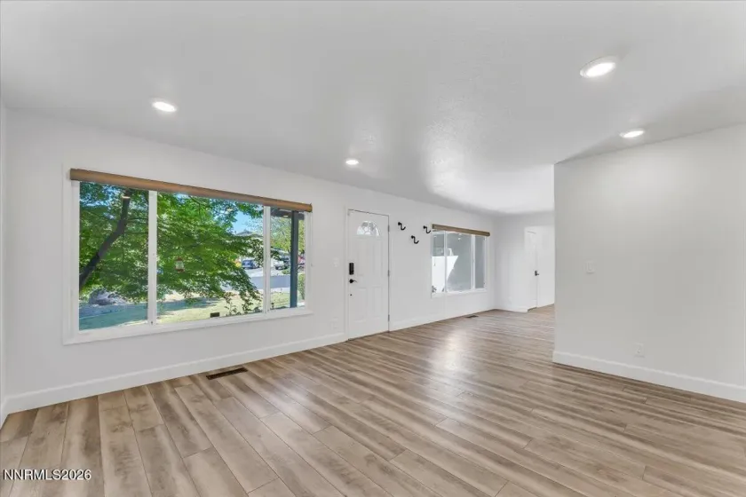 2984 Middlecoff, Reno, Nevada 89502, 3 Bedrooms Bedrooms, ,2 BathroomsBathrooms,Residential,Residential,Middlecoff,260005098