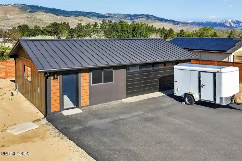 Detached garage w/work shop or potential in-laws quarters