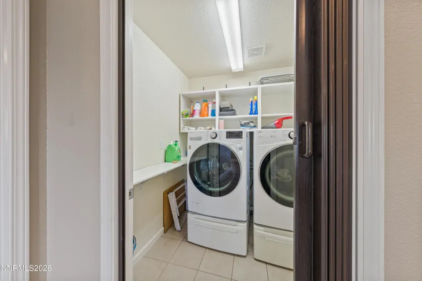 930 Demos, Reno, Nevada 89512, 4 Bedrooms Bedrooms, ,4 BathroomsBathrooms,Residential,Residential,Demos,260005101