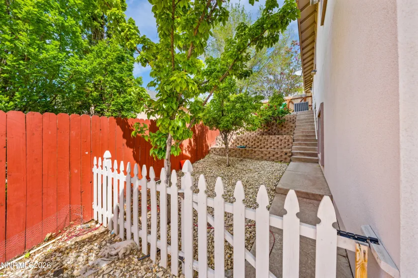 930 Demos, Reno, Nevada 89512, 4 Bedrooms Bedrooms, ,4 BathroomsBathrooms,Residential,Residential,Demos,260005101