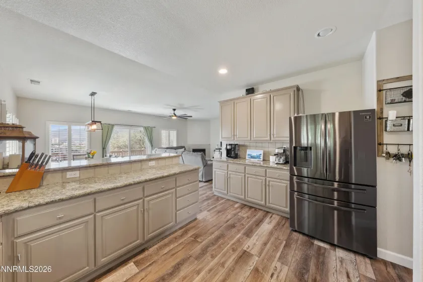 930 Demos, Reno, Nevada 89512, 4 Bedrooms Bedrooms, ,4 BathroomsBathrooms,Residential,Residential,Demos,260005101