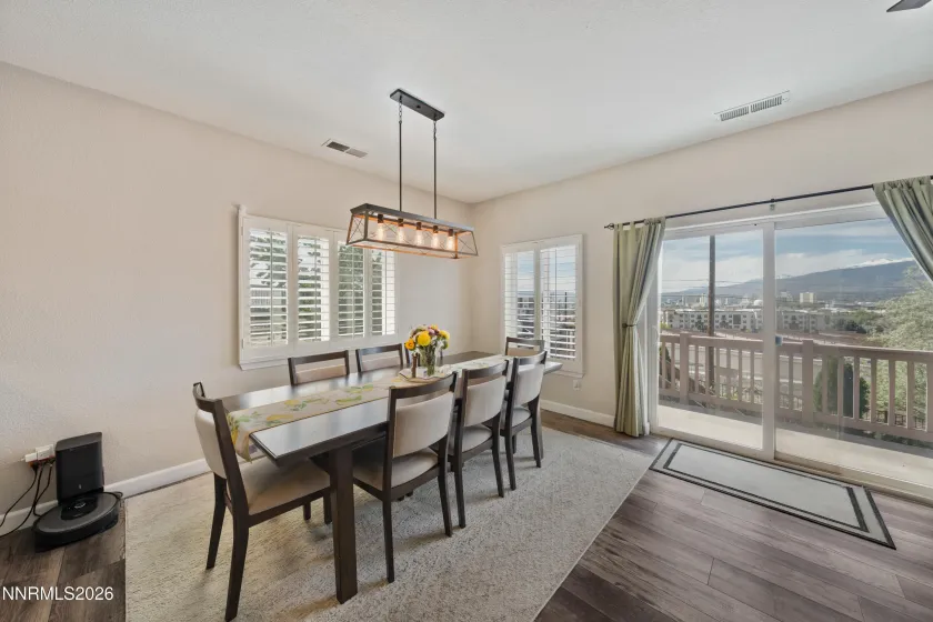 930 Demos, Reno, Nevada 89512, 4 Bedrooms Bedrooms, ,4 BathroomsBathrooms,Residential,Residential,Demos,260005101