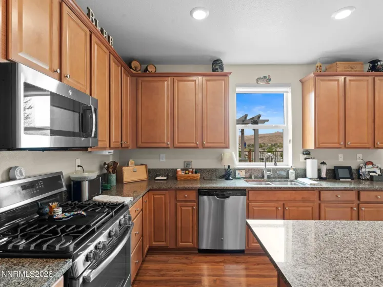 2568 Piero, Sparks, Nevada 89434, 4 Bedrooms Bedrooms, ,3 BathroomsBathrooms,Residential,Residential,Piero,260005106