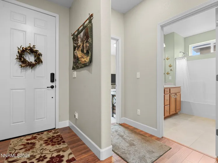 2568 Piero, Sparks, Nevada 89434, 4 Bedrooms Bedrooms, ,3 BathroomsBathrooms,Residential,Residential,Piero,260005106