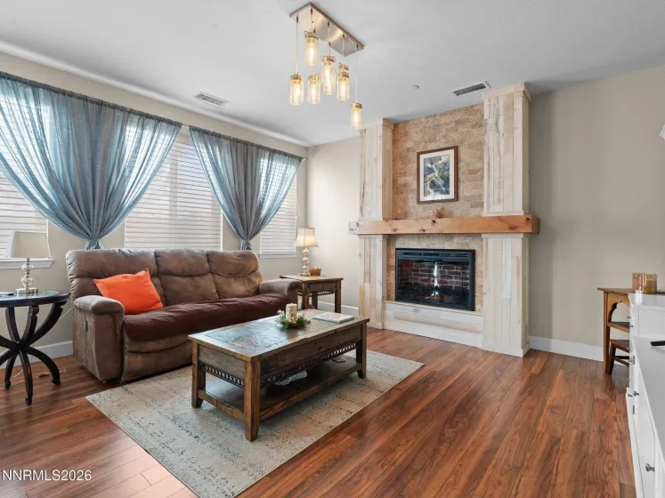 2568 Piero, Sparks, Nevada 89434, 4 Bedrooms Bedrooms, ,3 BathroomsBathrooms,Residential,Residential,Piero,260005106