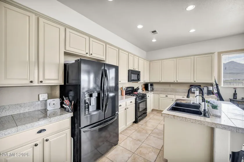 403 St George's, Dayton, Nevada 89403, 3 Bedrooms Bedrooms, ,3 BathroomsBathrooms,Residential,Residential,St George's,260005110