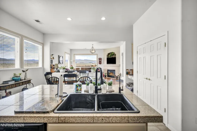 403 St George's, Dayton, Nevada 89403, 3 Bedrooms Bedrooms, ,3 BathroomsBathrooms,Residential,Residential,St George's,260005110