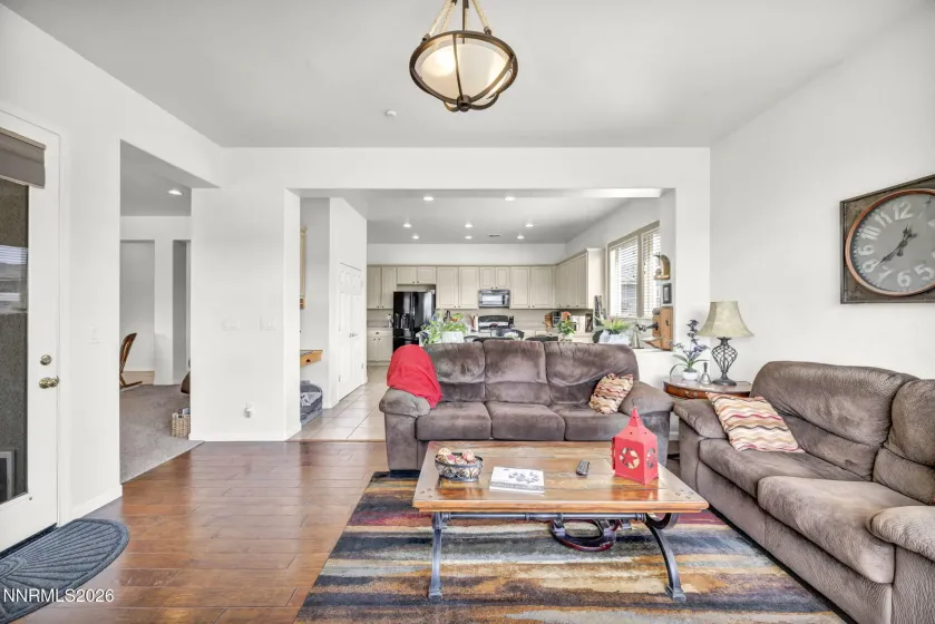 403 St George's, Dayton, Nevada 89403, 3 Bedrooms Bedrooms, ,3 BathroomsBathrooms,Residential,Residential,St George's,260005110