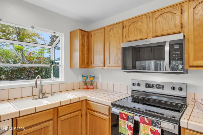 4564 Windcrest, Reno, Nevada 89523, 3 Bedrooms Bedrooms, ,3 BathroomsBathrooms,Residential,Residential,Windcrest,260005111