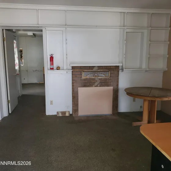 960 E, Hawthorne, Nevada 89415, ,Commercial Sale,Residential,E,260005112