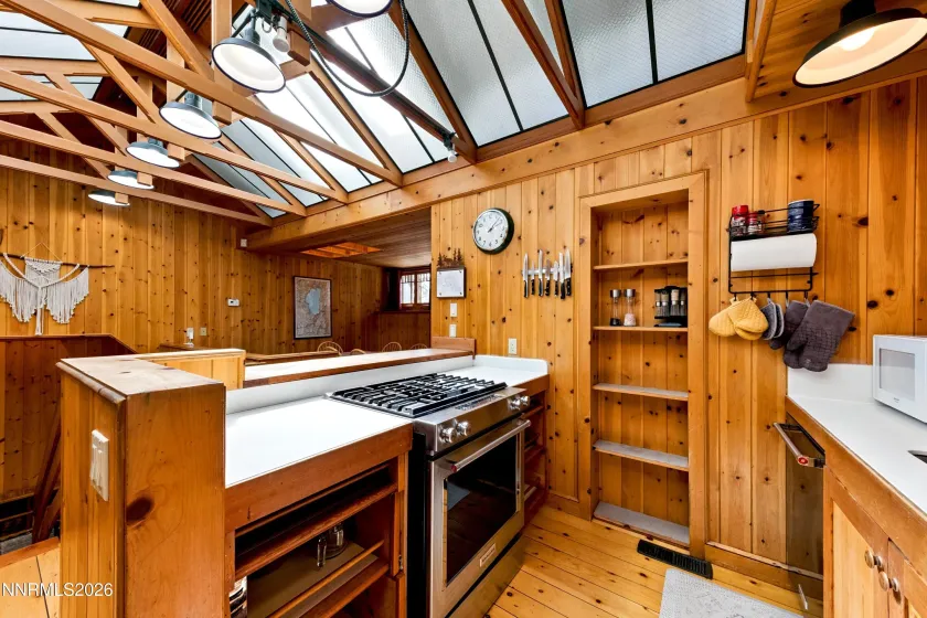 706 Gary, Stateline, Nevada 89449, 3 Bedrooms Bedrooms, ,4 BathroomsBathrooms,Residential,Residential,Gary,260005113