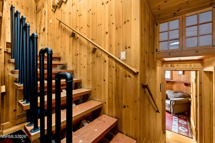 706 Gary, Stateline, Nevada 89449, 3 Bedrooms Bedrooms, ,4 BathroomsBathrooms,Residential,Residential,Gary,260005113