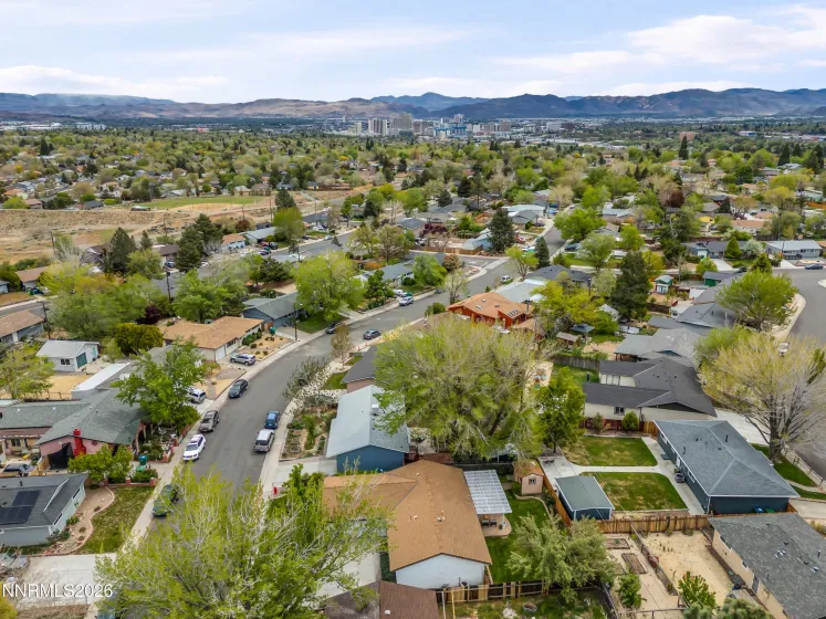 1065 Beldon, Reno, Nevada 89503, 3 Bedrooms Bedrooms, ,2 BathroomsBathrooms,Residential,Residential,Beldon,260005118