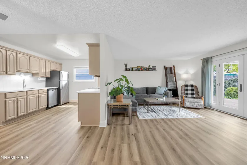 1065 Beldon, Reno, Nevada 89503, 3 Bedrooms Bedrooms, ,2 BathroomsBathrooms,Residential,Residential,Beldon,260005118