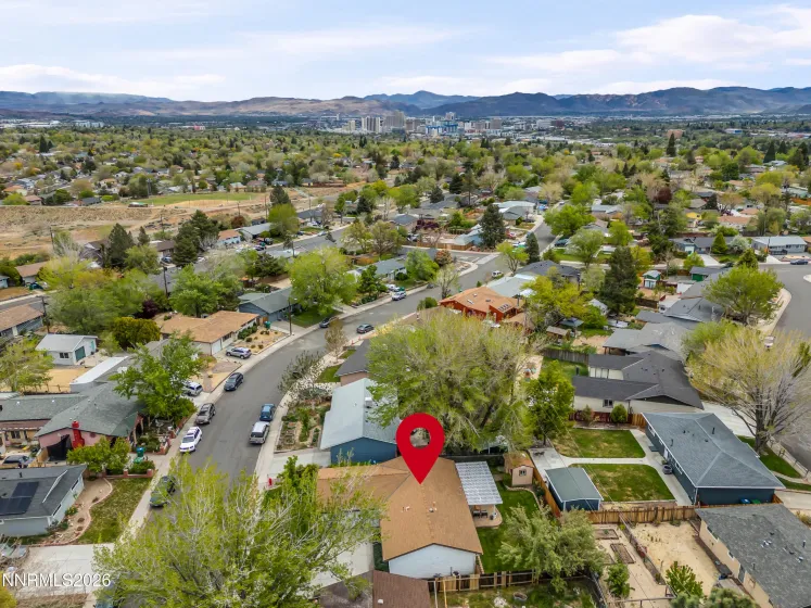 1065 Beldon, Reno, Nevada 89503, 3 Bedrooms Bedrooms, ,2 BathroomsBathrooms,Residential,Residential,Beldon,260005118