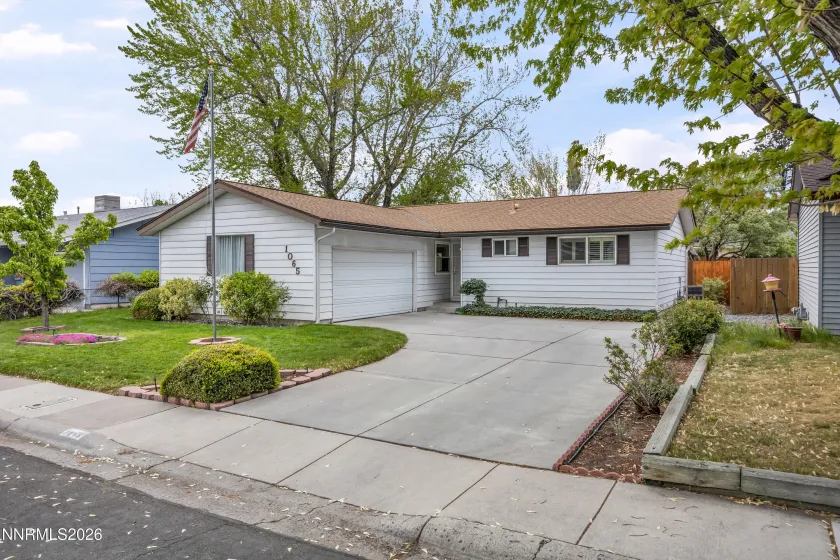 1065 Beldon, Reno, Nevada 89503, 3 Bedrooms Bedrooms, ,2 BathroomsBathrooms,Residential,Residential,Beldon,260005118