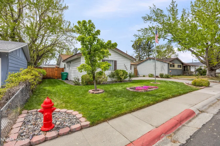 1065 Beldon, Reno, Nevada 89503, 3 Bedrooms Bedrooms, ,2 BathroomsBathrooms,Residential,Residential,Beldon,260005118