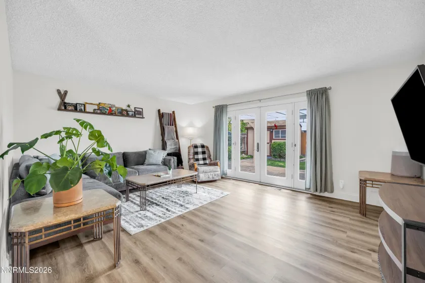 1065 Beldon, Reno, Nevada 89503, 3 Bedrooms Bedrooms, ,2 BathroomsBathrooms,Residential,Residential,Beldon,260005118