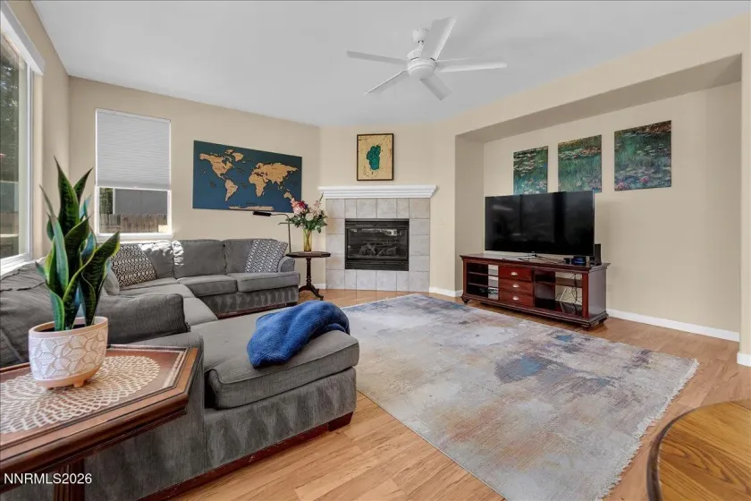 1171 Sageberry, Reno, Nevada 89509, 5 Bedrooms Bedrooms, ,3 BathroomsBathrooms,Residential,Residential,Sageberry,260005122