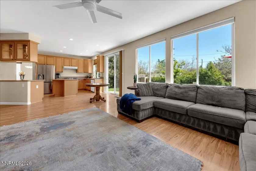 1171 Sageberry, Reno, Nevada 89509, 5 Bedrooms Bedrooms, ,3 BathroomsBathrooms,Residential,Residential,Sageberry,260005122