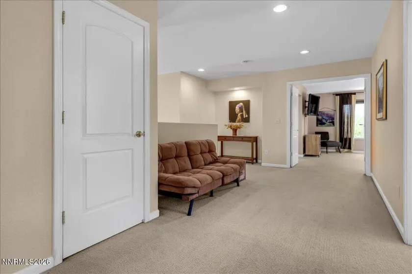 1171 Sageberry, Reno, Nevada 89509, 5 Bedrooms Bedrooms, ,3 BathroomsBathrooms,Residential,Residential,Sageberry,260005122