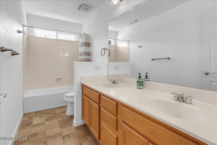 1171 Sageberry, Reno, Nevada 89509, 5 Bedrooms Bedrooms, ,3 BathroomsBathrooms,Residential,Residential,Sageberry,260005122