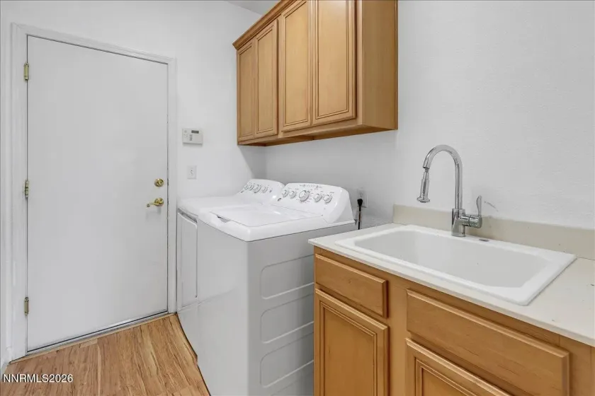 1171 Sageberry, Reno, Nevada 89509, 5 Bedrooms Bedrooms, ,3 BathroomsBathrooms,Residential,Residential,Sageberry,260005122