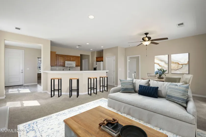 Great Room w/Virtual Staging