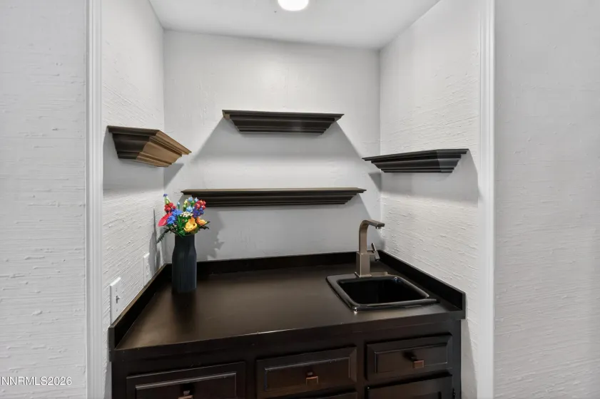 4945 Lakeridge Terrace, Reno, Nevada 89509, 2 Bedrooms Bedrooms, ,3 BathroomsBathrooms,Residential,Residential,Lakeridge Terrace,260005126