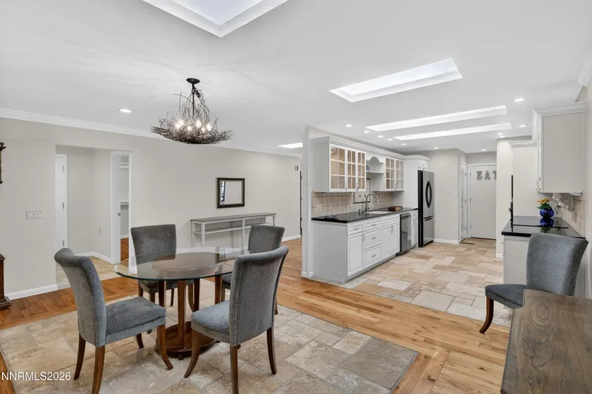 4945 Lakeridge Terrace, Reno, Nevada 89509, 2 Bedrooms Bedrooms, ,3 BathroomsBathrooms,Residential,Residential,Lakeridge Terrace,260005126