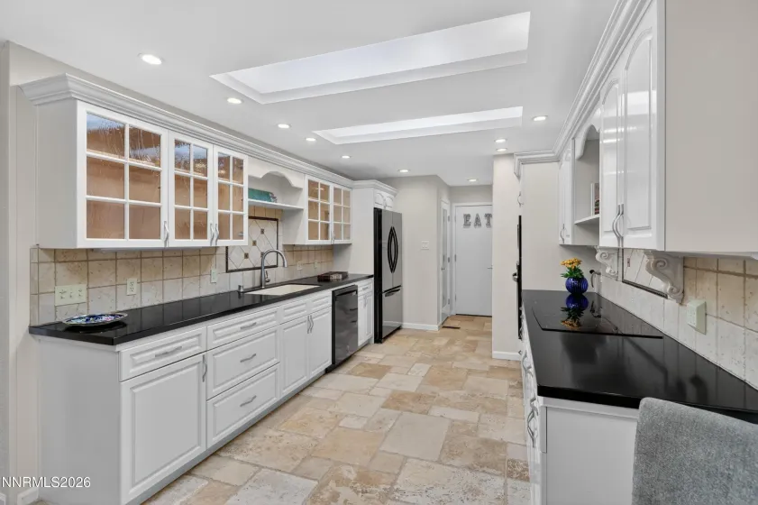 4945 Lakeridge Terrace, Reno, Nevada 89509, 2 Bedrooms Bedrooms, ,3 BathroomsBathrooms,Residential,Residential,Lakeridge Terrace,260005126