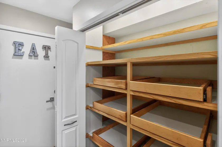 4945 Lakeridge Terrace, Reno, Nevada 89509, 2 Bedrooms Bedrooms, ,3 BathroomsBathrooms,Residential,Residential,Lakeridge Terrace,260005126