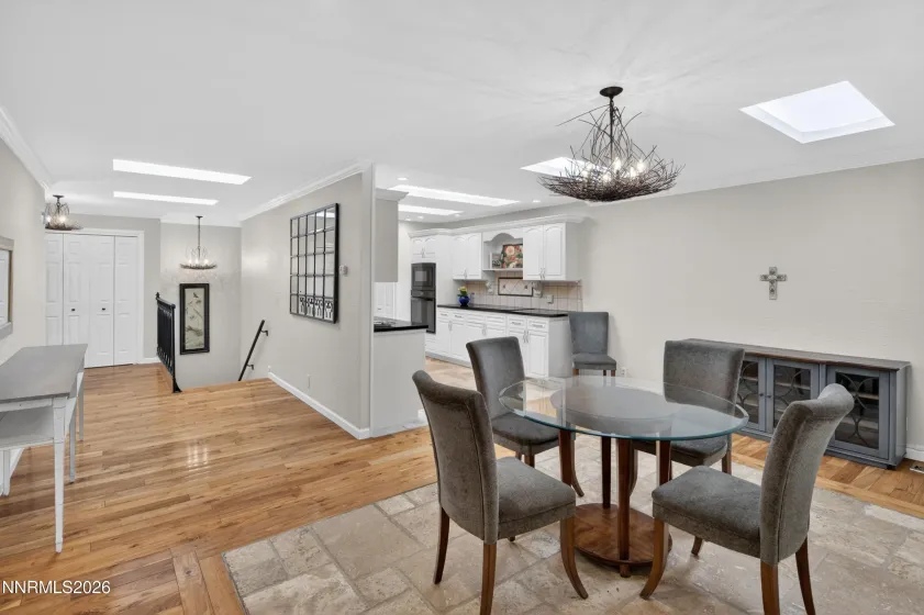 4945 Lakeridge Terrace, Reno, Nevada 89509, 2 Bedrooms Bedrooms, ,3 BathroomsBathrooms,Residential,Residential,Lakeridge Terrace,260005126