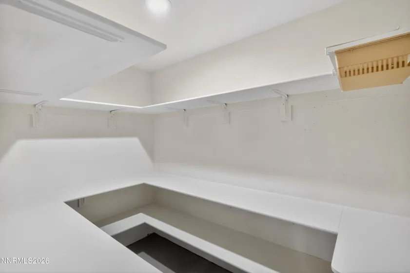 4945 Lakeridge Terrace, Reno, Nevada 89509, 2 Bedrooms Bedrooms, ,3 BathroomsBathrooms,Residential,Residential,Lakeridge Terrace,260005126