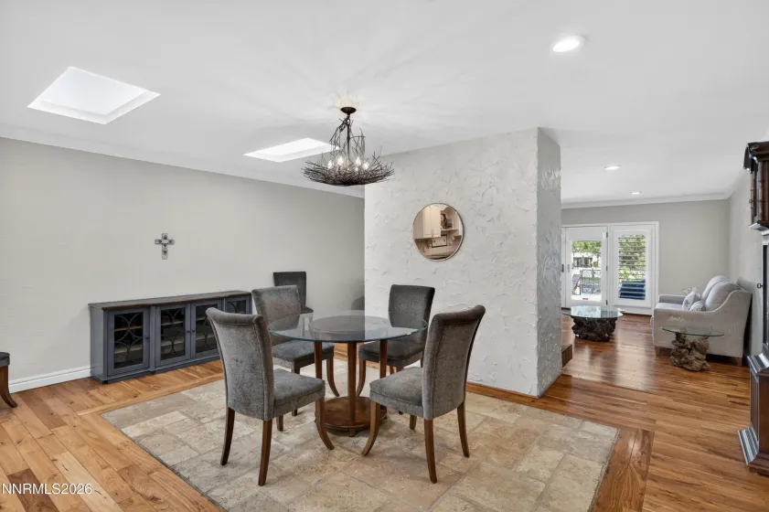 4945 Lakeridge Terrace, Reno, Nevada 89509, 2 Bedrooms Bedrooms, ,3 BathroomsBathrooms,Residential,Residential,Lakeridge Terrace,260005126