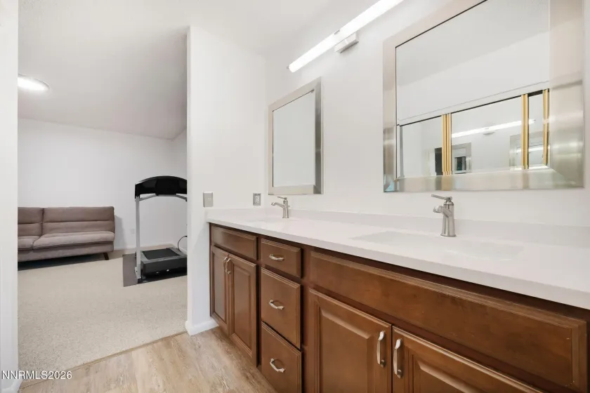 1360 Del Rosa, Sparks, Nevada 89434, 2 Bedrooms Bedrooms, ,2 BathroomsBathrooms,Residential,Residential,Del Rosa,260005127