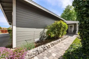 1360 Del Rosa, Sparks, Nevada 89434, 2 Bedrooms Bedrooms, ,2 BathroomsBathrooms,Residential,Residential,Del Rosa,260005127