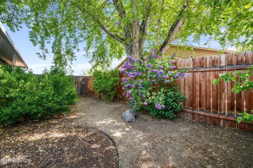 1360 Del Rosa, Sparks, Nevada 89434, 2 Bedrooms Bedrooms, ,2 BathroomsBathrooms,Residential,Residential,Del Rosa,260005127