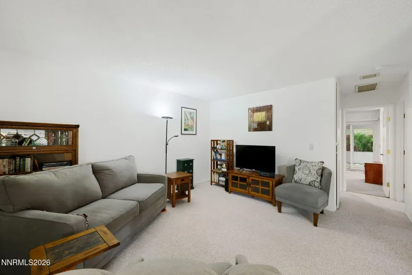 1360 Del Rosa, Sparks, Nevada 89434, 2 Bedrooms Bedrooms, ,2 BathroomsBathrooms,Residential,Residential,Del Rosa,260005127