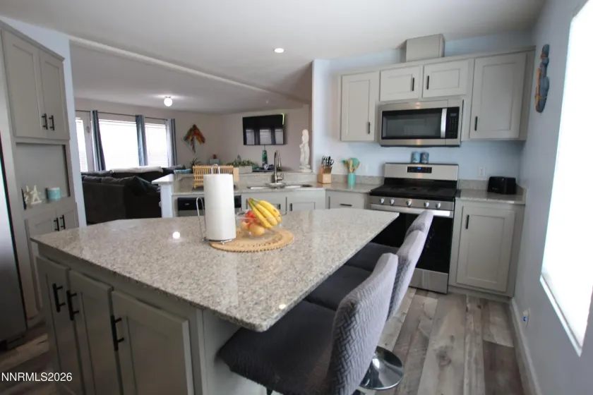 210 Chateau, Yerington, Nevada 89447, 3 Bedrooms Bedrooms, ,2 BathroomsBathrooms,Residential,Residential,Chateau,260005131