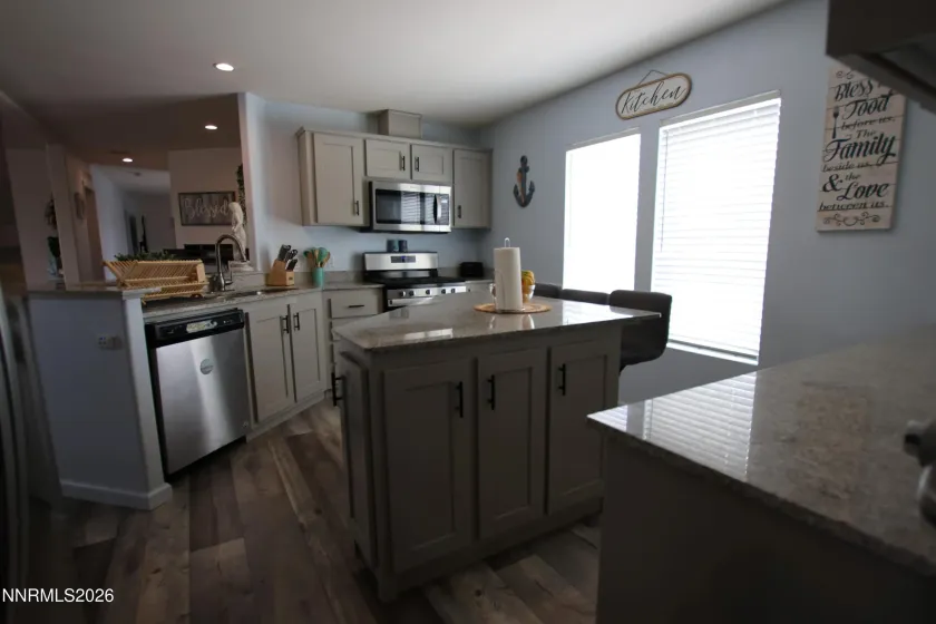 210 Chateau, Yerington, Nevada 89447, 3 Bedrooms Bedrooms, ,2 BathroomsBathrooms,Residential,Residential,Chateau,260005131