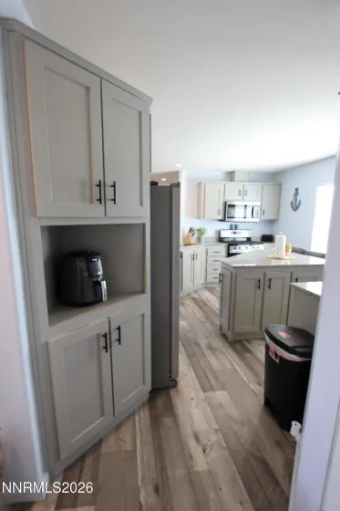 210 Chateau, Yerington, Nevada 89447, 3 Bedrooms Bedrooms, ,2 BathroomsBathrooms,Residential,Residential,Chateau,260005131