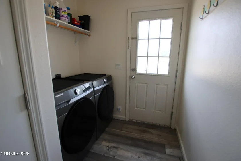 210 Chateau, Yerington, Nevada 89447, 3 Bedrooms Bedrooms, ,2 BathroomsBathrooms,Residential,Residential,Chateau,260005131