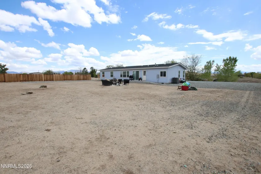 210 Chateau, Yerington, Nevada 89447, 3 Bedrooms Bedrooms, ,2 BathroomsBathrooms,Residential,Residential,Chateau,260005131