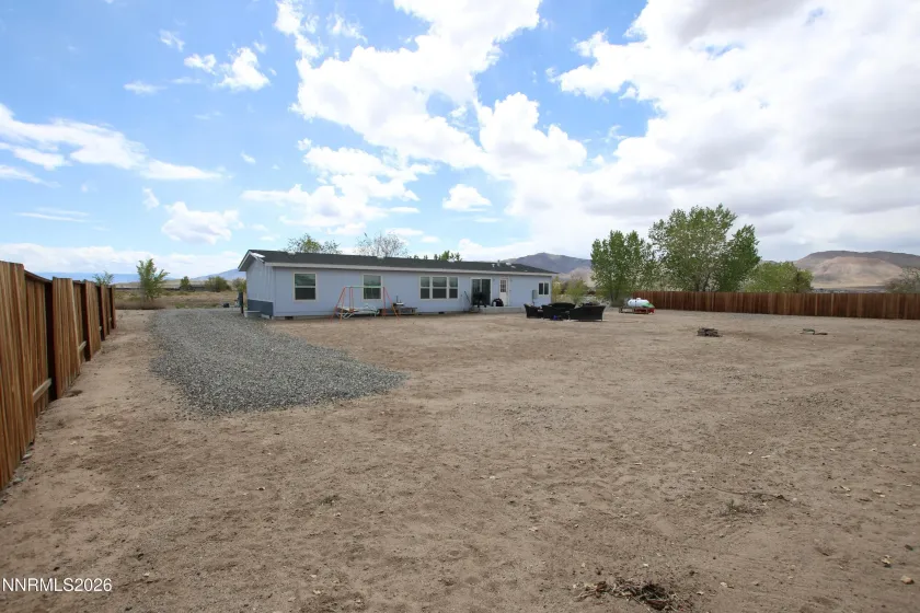 210 Chateau, Yerington, Nevada 89447, 3 Bedrooms Bedrooms, ,2 BathroomsBathrooms,Residential,Residential,Chateau,260005131