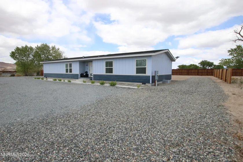 210 Chateau, Yerington, Nevada 89447, 3 Bedrooms Bedrooms, ,2 BathroomsBathrooms,Residential,Residential,Chateau,260005131