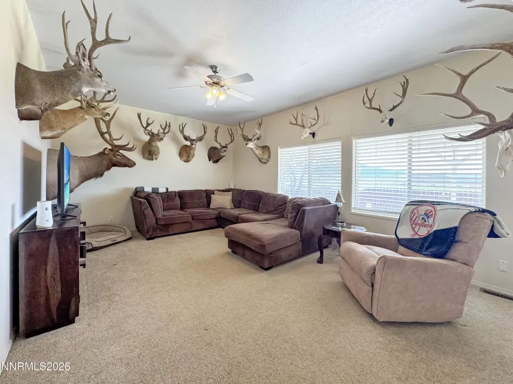 10140 Reins, Winnemucca, Nevada 89445, 3 Bedrooms Bedrooms, ,2 BathroomsBathrooms,Residential,Residential,Reins,260005132